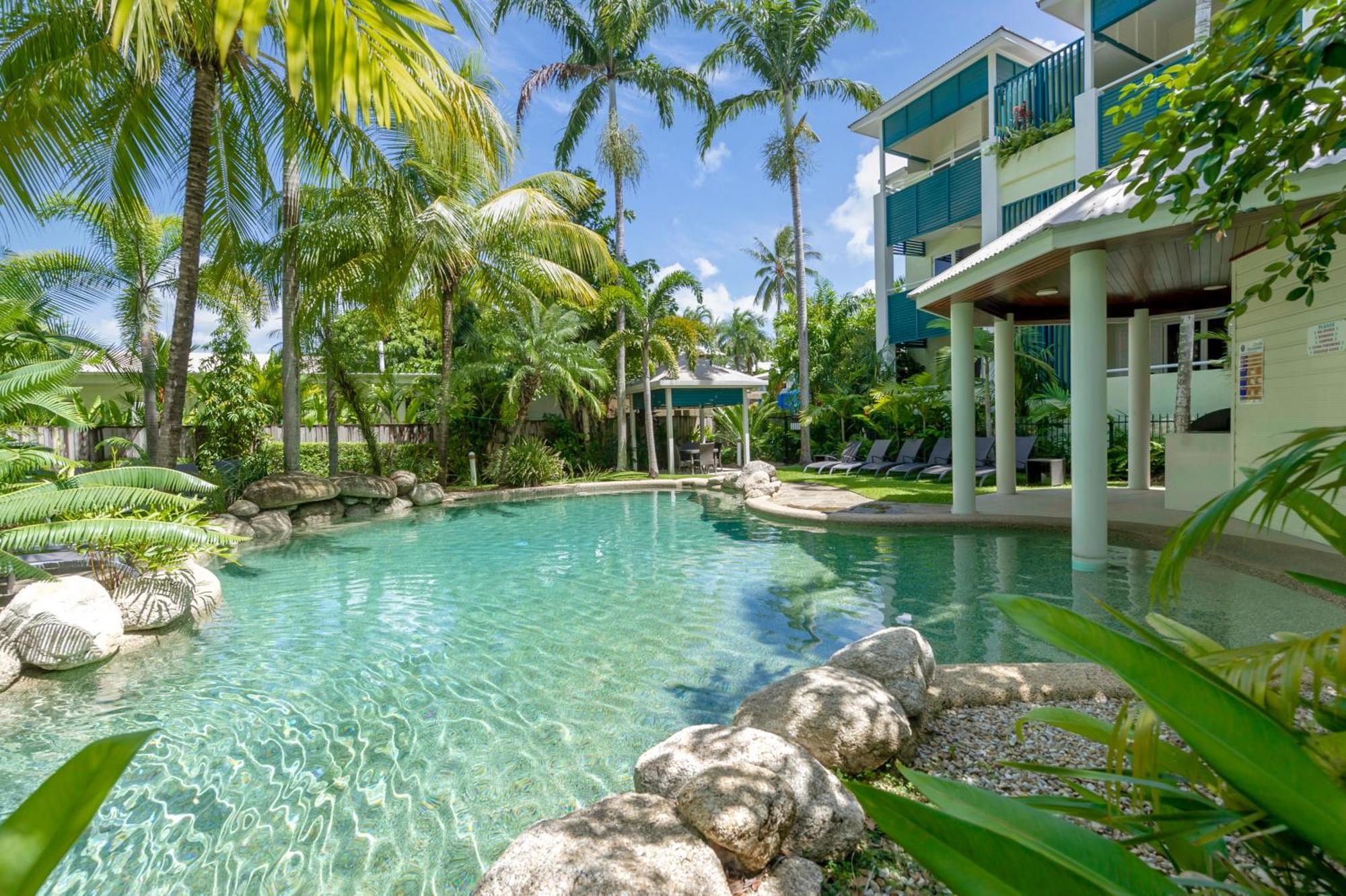 Verandahs Boutique Apartments Port Douglas Exterior photo