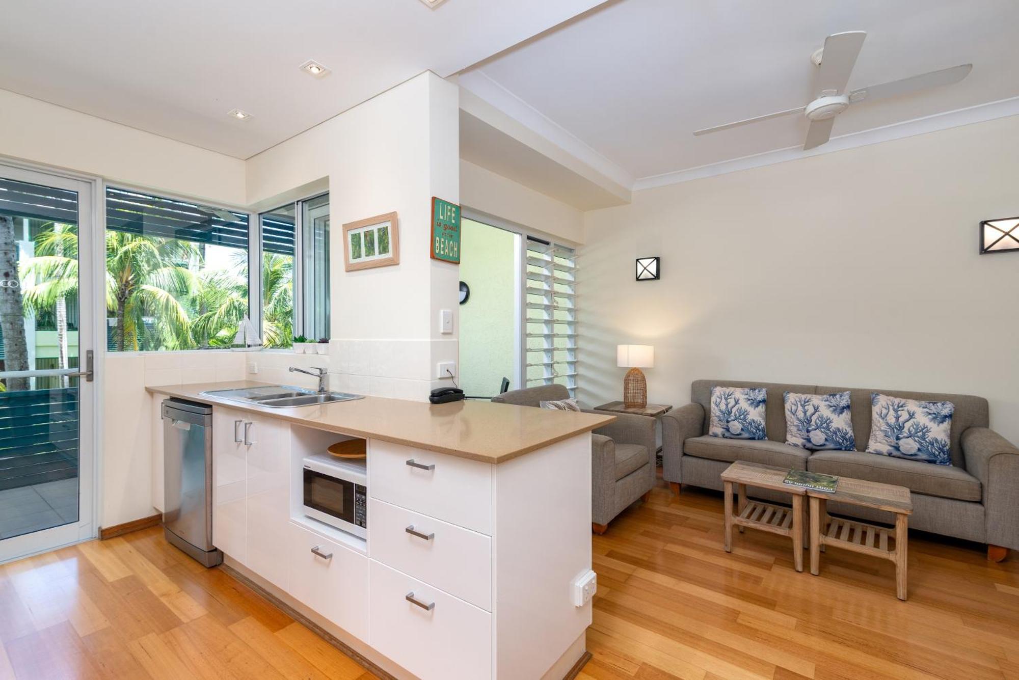 Verandahs Boutique Apartments Port Douglas Exterior photo